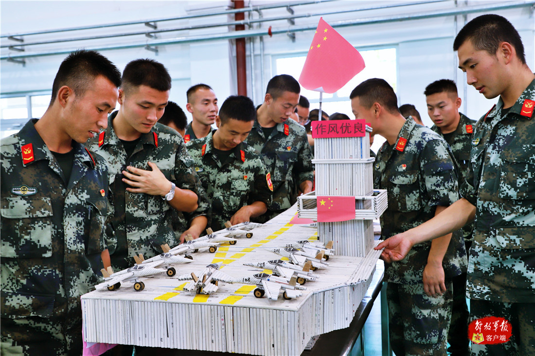 兵哥哥创意礼物,部队墙上的手工艺品