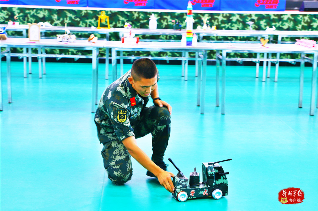 兵哥哥创意礼物,部队墙上的手工艺品