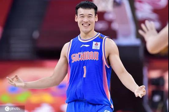 青出于篮俱乐部,青出于蓝国青男篮