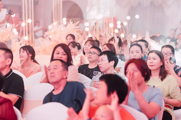 四季变幻，唯爱永恒，盛世开元“花开盛世”主题宴会升级了