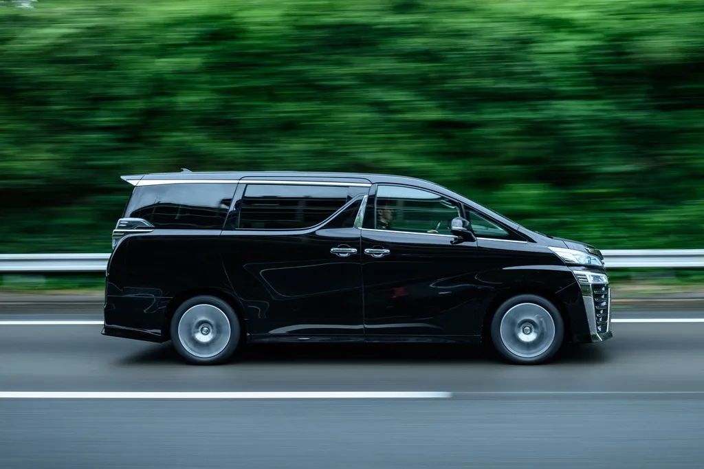 丰田埃尔法与威尔法有什么不同,埃尔法威尔法有啥不同