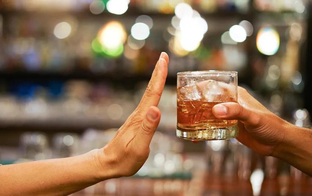 年轻人对酒桌文化的看法,终结酒桌文化