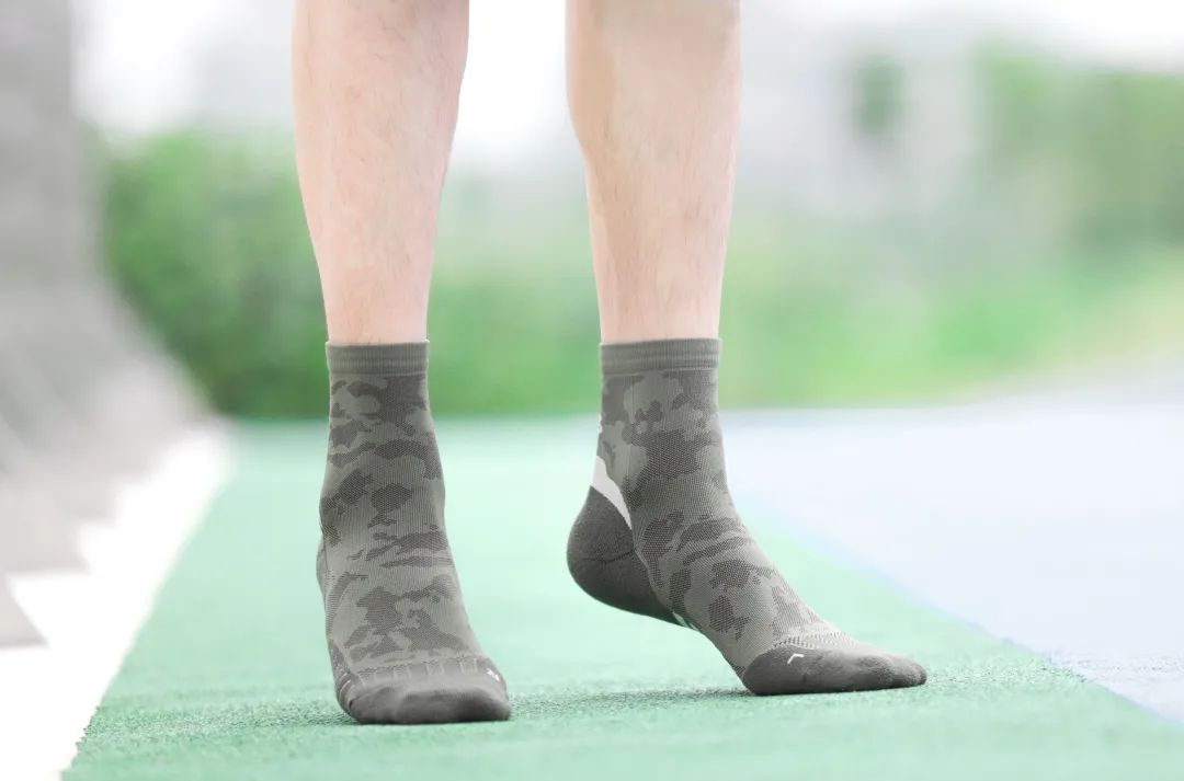 马拉松跑步装备护腕,马拉松专用装备护脚助力