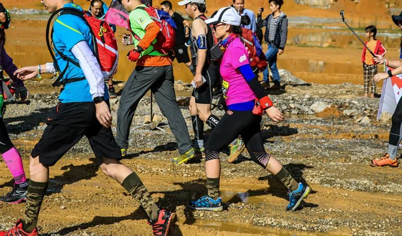 马拉松跑步装备护腕,马拉松专用装备护脚助力