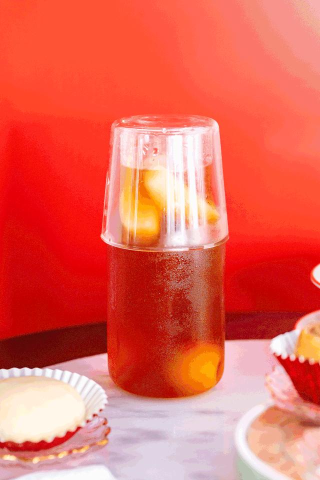 搞大事！这个购物中心用一张卡就能吃遍