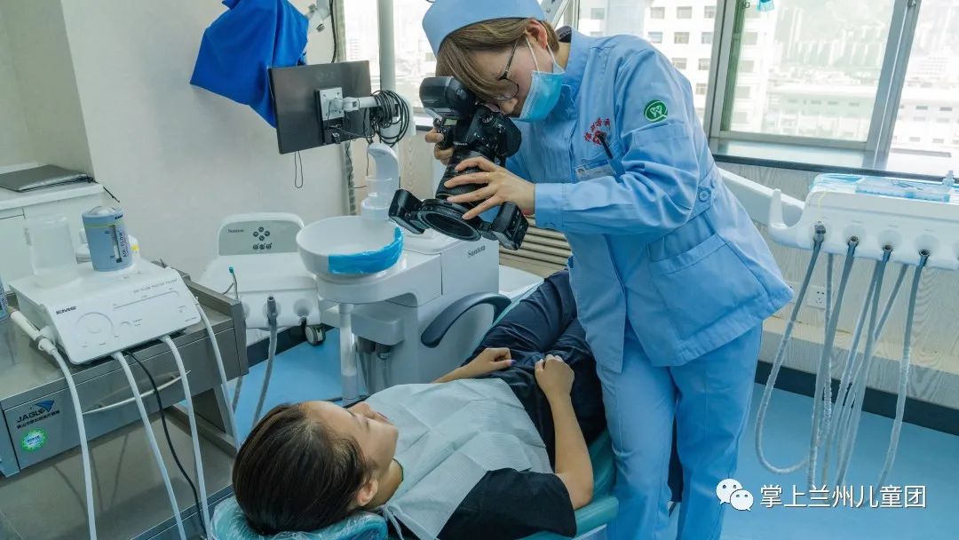 这个周末一起去看电影怎么样,这个周末要一起去游乐园吗