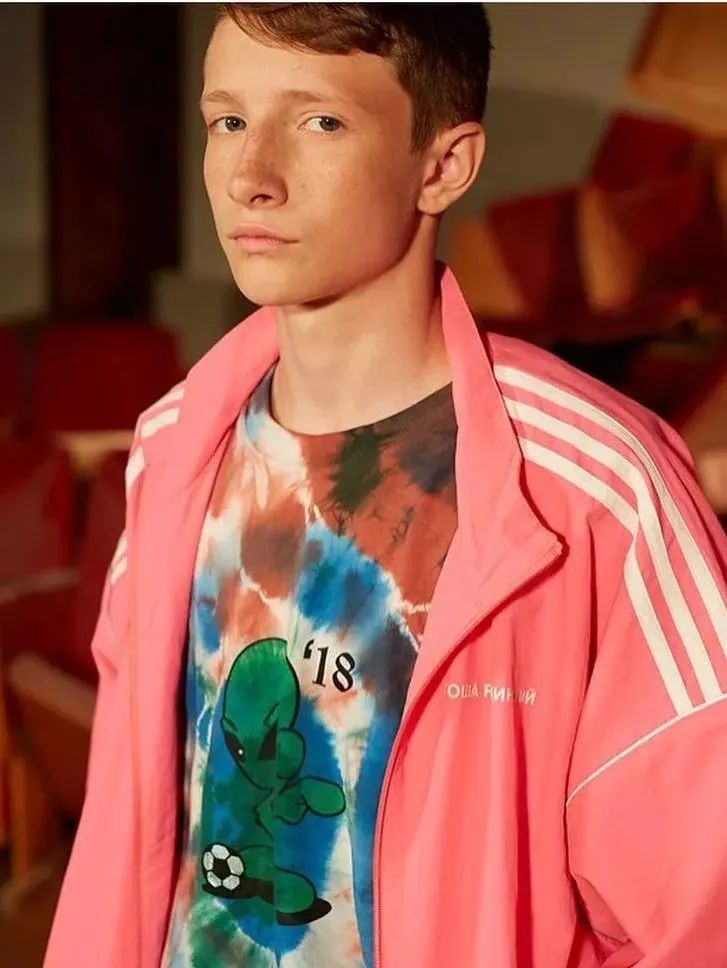 男朋友寄的包裹里的信,男朋友寄的包裹礼物