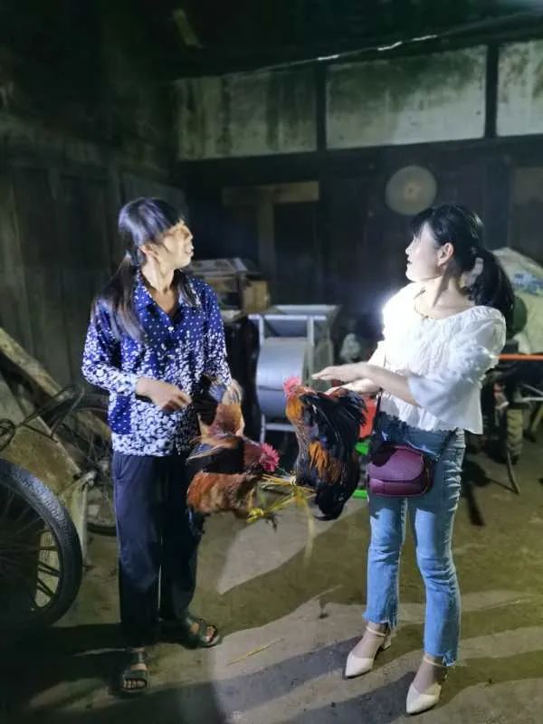 电商扶贫让农特产品飞出山窝窝,让农家特产走出大山