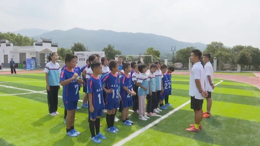 【新时代文明实践】一起来看这场别开生面的足球赛