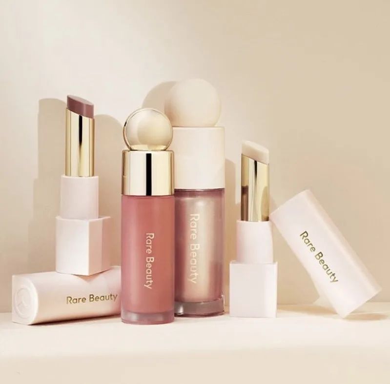 傻脸娜组合,傻脸娜官宣的有几个