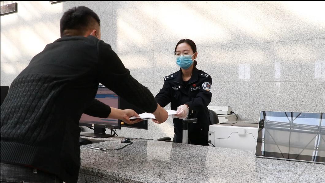 驾驶证扣留遇到驾驶证到期怎么办,驾驶证到期没有换逾期怎么办