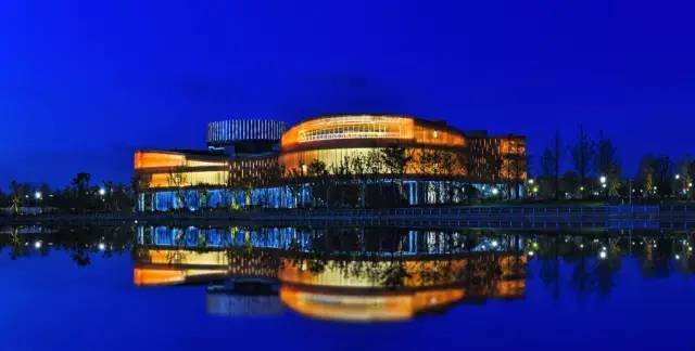 上海沪上夜游,宝山夜游好去处