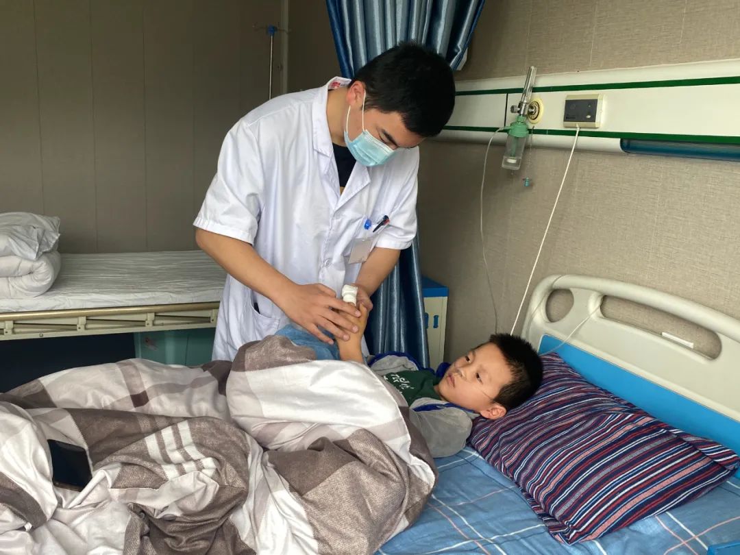 真的了不起原唱,手指断了会自己接回去吗