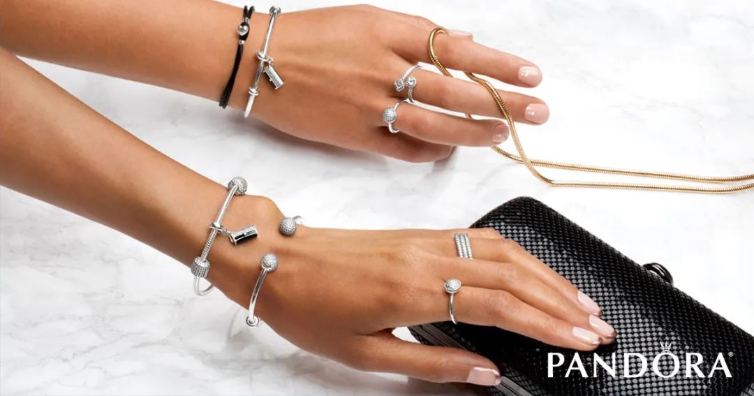 施华洛世奇停产项链,施华洛世奇否认关店