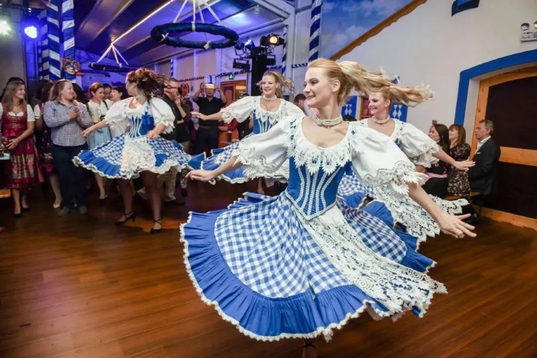 servus咖啡酒吧,servus德餐咖啡酒吧