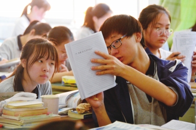 近距离感受名校学生的专注刻苦,广元记忆中的广元中学