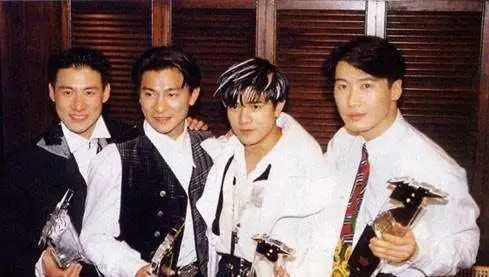 香港经典值得你珍藏,谁是你心中的华语专辑