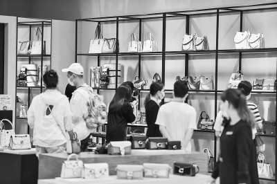 卖假的奢侈品牌违法吗,奢侈品正品造假怎么处罚