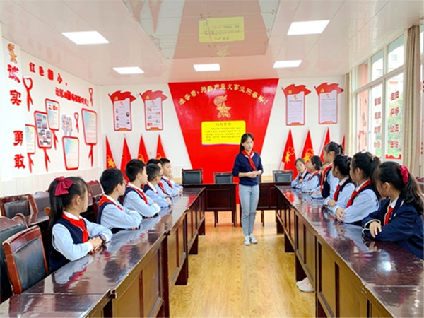 荥经县各学校举行纪念“九一八”89周年主题教育活动