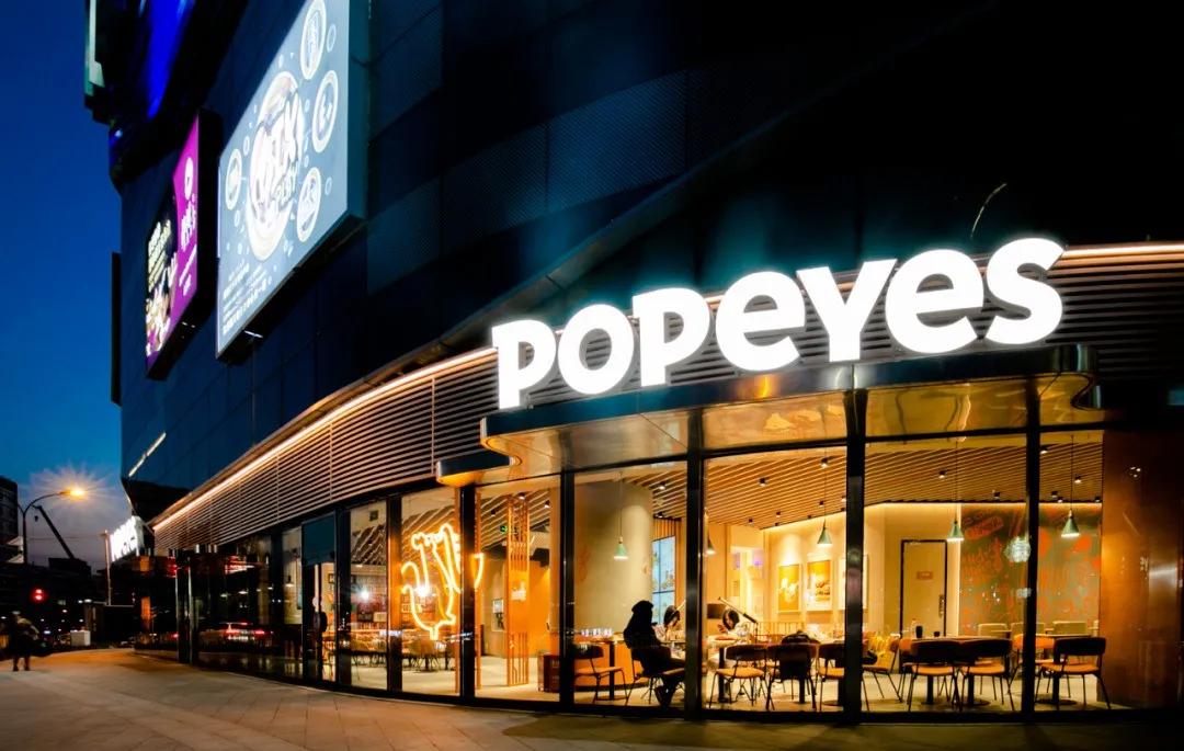 亚洲首家Vans精品店上海开业；Gucci开卖虚拟服装；影院上座率可提至75%|猫头鹰商业周报