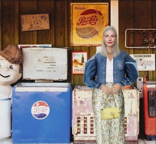 亚洲首家Vans精品店上海开业；Gucci开卖虚拟服装；影院上座率可提至75%|猫头鹰商业周报