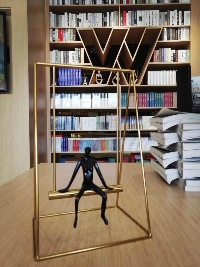 打出“国内首家跨文化书店”口号的书店现身上海虹口，要把书店开成“4S店”