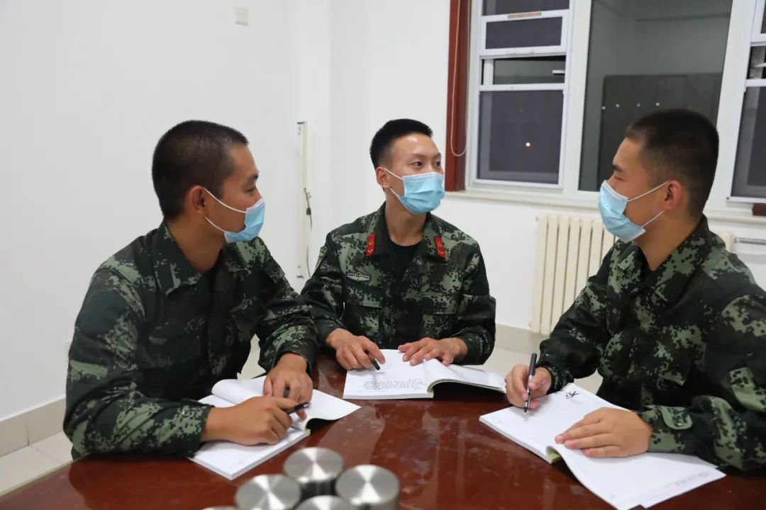 军医新兵参军第一天,新兵怎么快速适应连队生活
