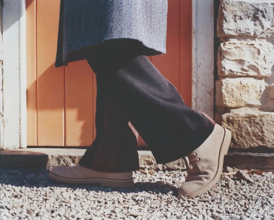 为什么沙漠靴都是黄色的,四代沙漠靴