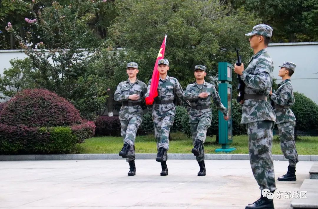 歌唱祖国升旗军乐团,歌唱祖国升旗2008