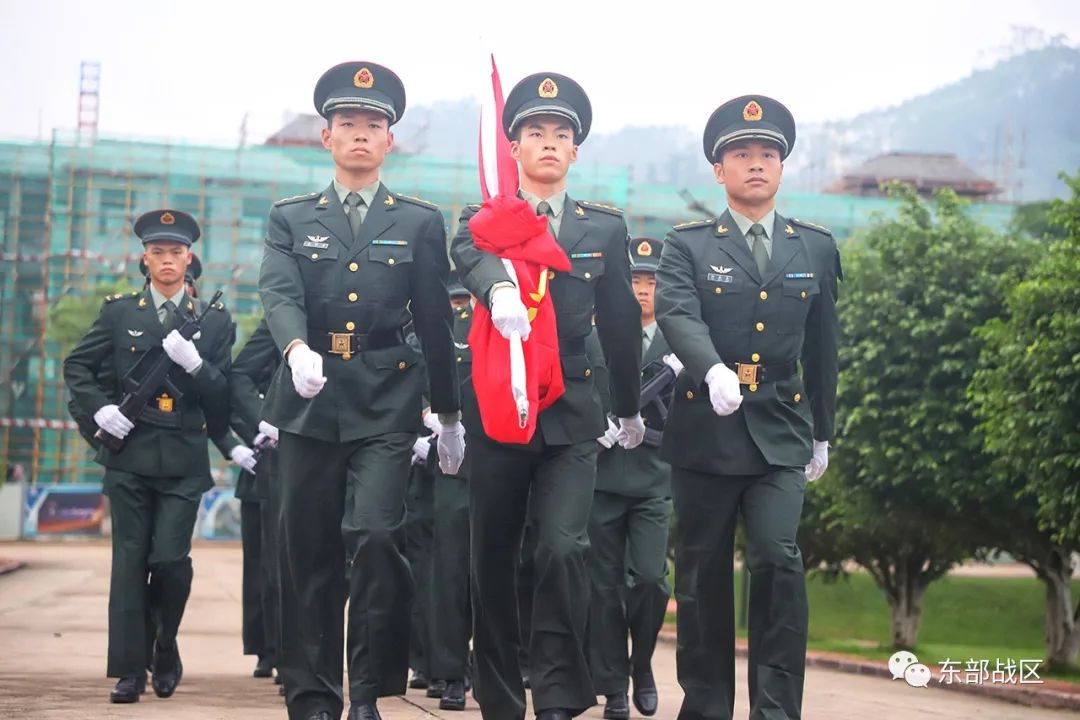 歌唱祖国升旗军乐团,歌唱祖国升旗2008