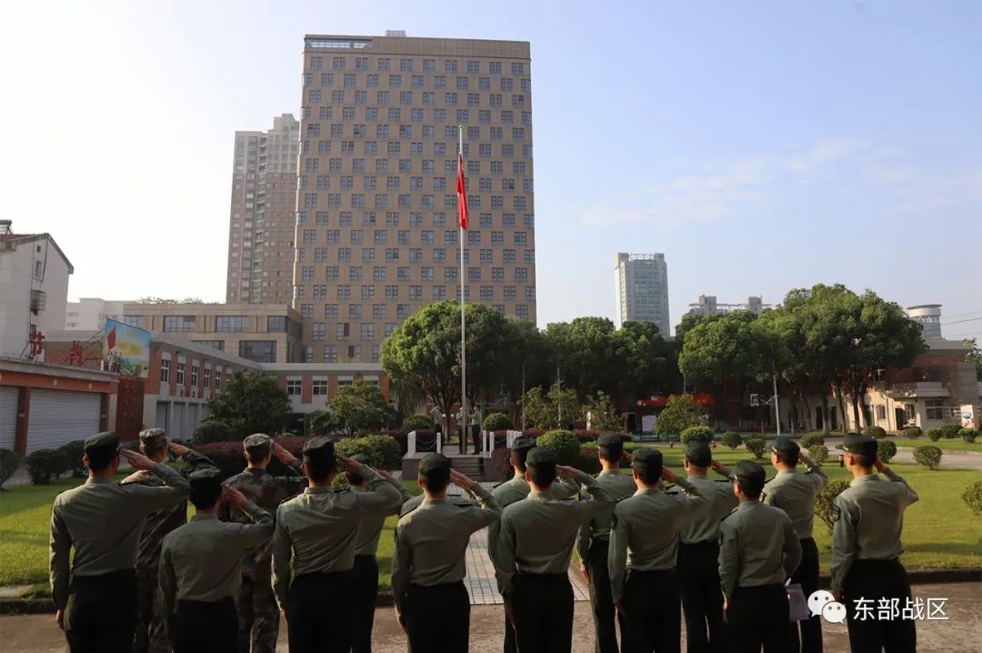 歌唱祖国升旗军乐团,歌唱祖国升旗2008