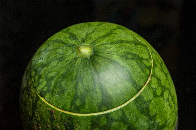 代金券无限叠加！凭斗酒火爆成都的「深夜酒馆」，国潮新风炸翻老报馆