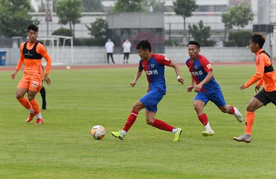 观象山｜洲际赛事+超级球场+五支职业球队……青岛足球“超燃”