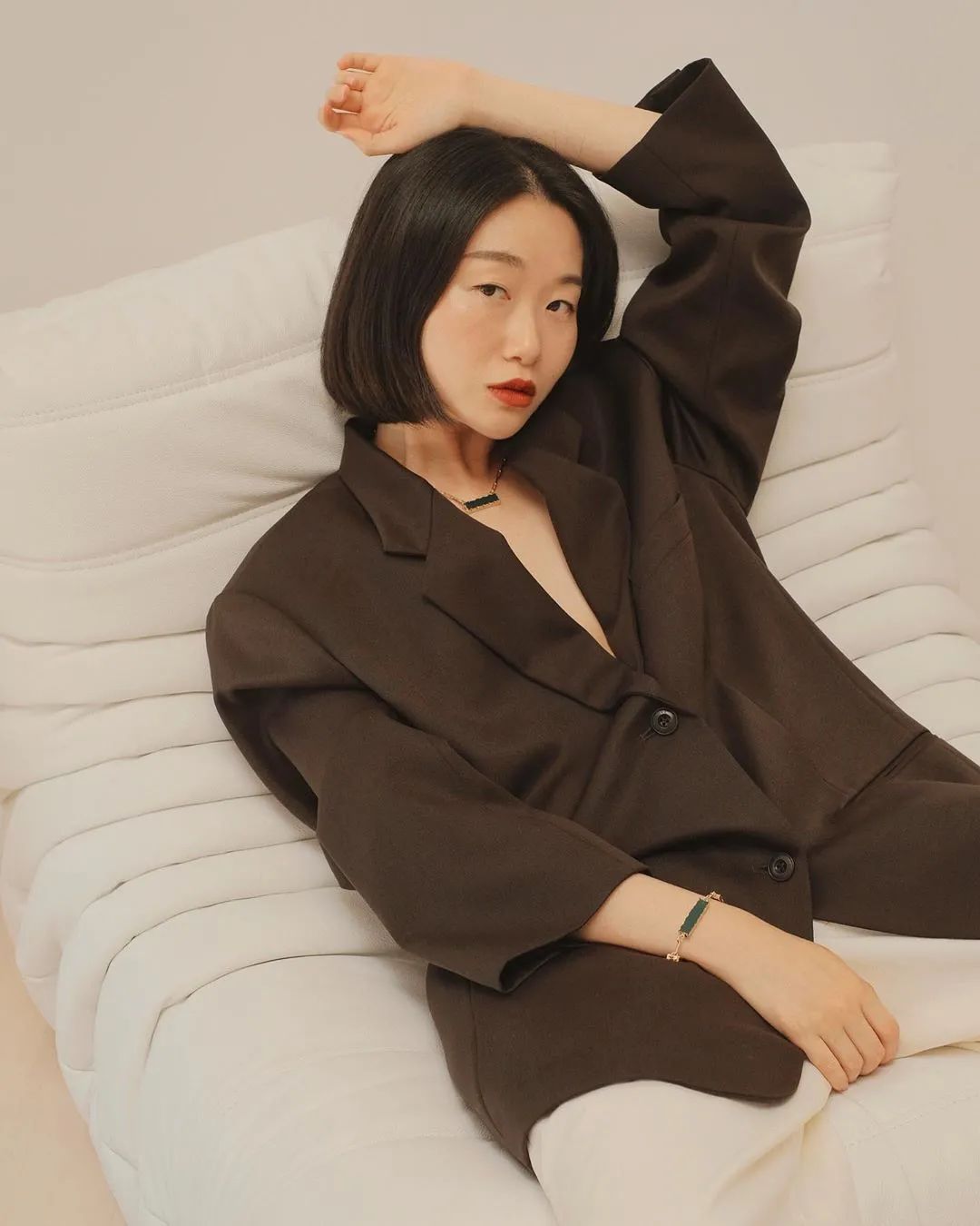 梨形身材亚裔穿搭,身材娇小怎样穿出高端大气上档次