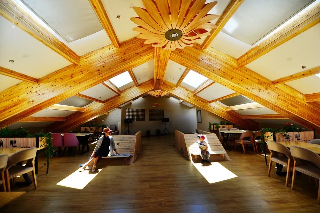 上海松江足球公园,篮球场绿茵场