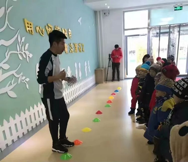 少年足球训练营招生网站,白城旋风少年足球俱乐部