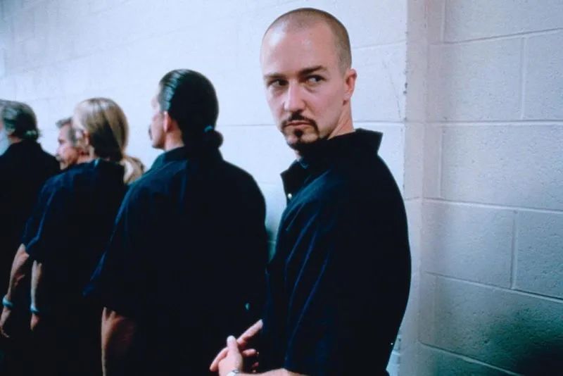 爱德华诺顿自己打自己,爱德华诺顿天国王朝奥斯卡