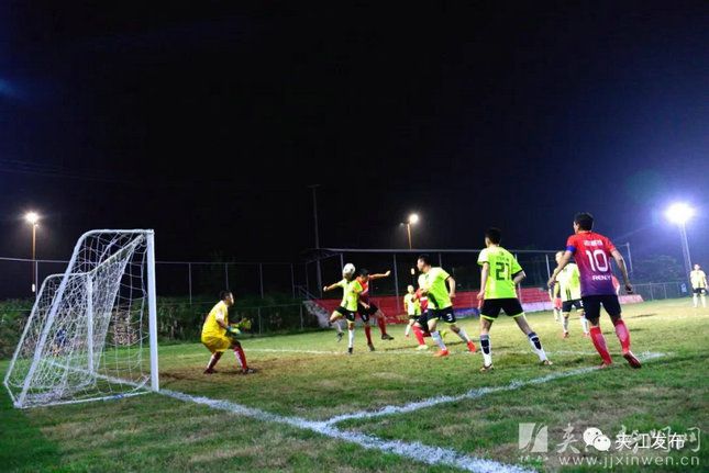 足够精彩校园足球联赛火热进行中,夹江足球联赛