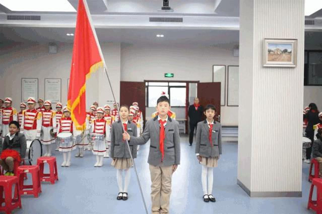 新时代少先队员要从小长大做先锋,从小学先锋长大做先锋2019