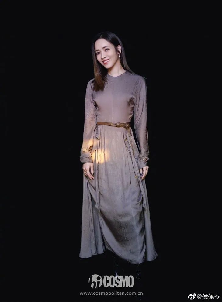 侯佩岑才华,侯佩岑很有才华吗