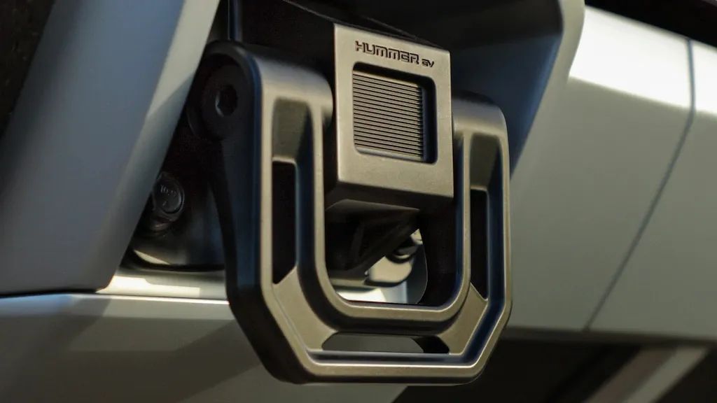 2022gmc悍马ev电动皮卡,2011款悍马h33.7四驱越野皮卡