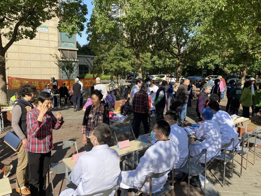 鍗楃爜澶磋閬撶殑鏃ヨ,鍗楃爜澶磋矾鐢熸椿鏃ヨ