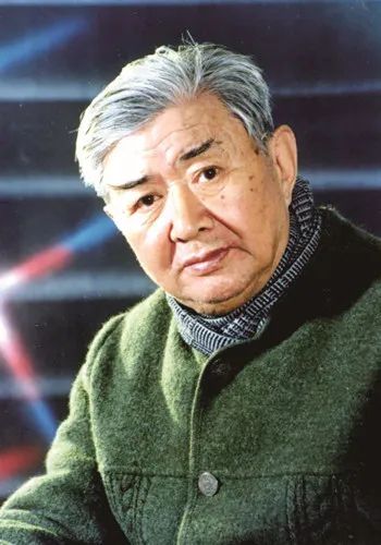 九叶诗人,九叶诗派的著名诗人是