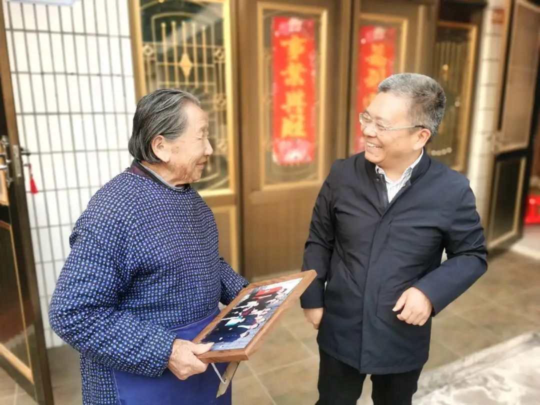 爱的陪伴不缺席图片,爱的陪伴从不缺席