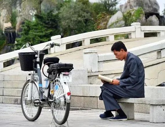 这是一个没有文盲的国家！泉州摄影师探秘实拍“朝鲜表情”