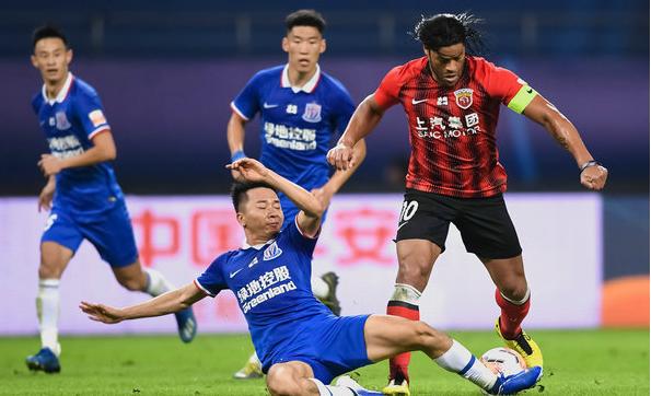 看似“活宝”实则“宝藏”，姆比亚：目标亚冠