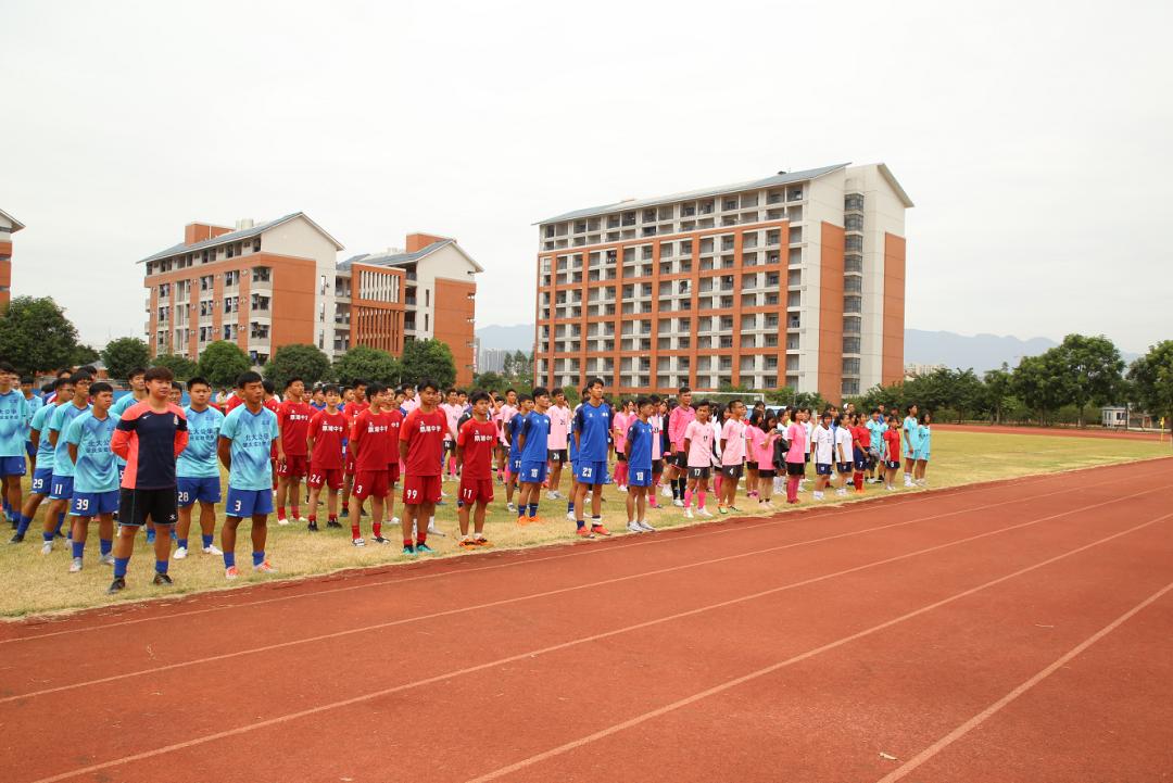 寰愬窞甯傞暱鏉潚灏戝勾鏍″洯瓒崇悆鑱旇禌,閮戝窞甯傞暱鏉潚灏戝勾瓒崇悆鑱旇禌