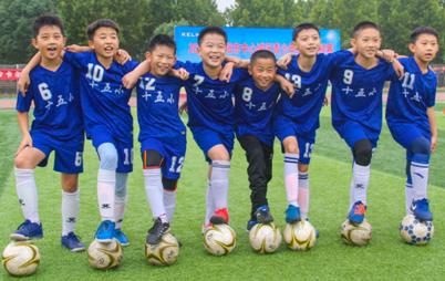 南阳青少年足球比赛,青少年足球影像展作品