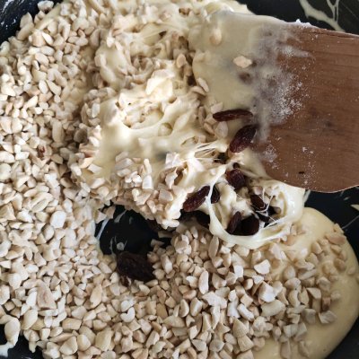 最全牛轧糖家常做法,怎么在家做牛轧糖简单又好吃