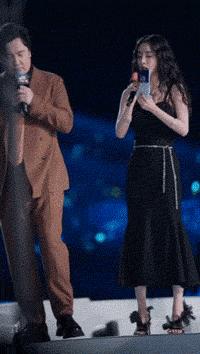 壹周潮话题|杨幂扶了个寂寞也美，万圣节Mai真的拼